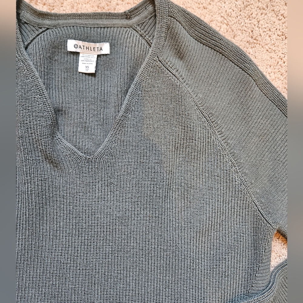 Athleta Hanover V-Neck Sweater Women’s XS Oversized Grey Merino Blend Comfy Cozy